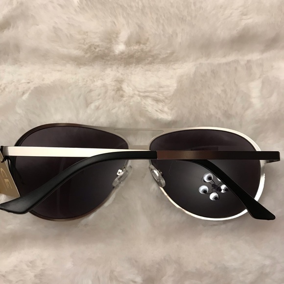 New Aviators - Picture 4 of 4